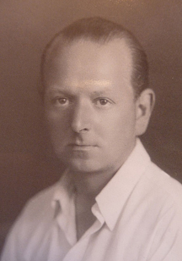 Dr.Bach